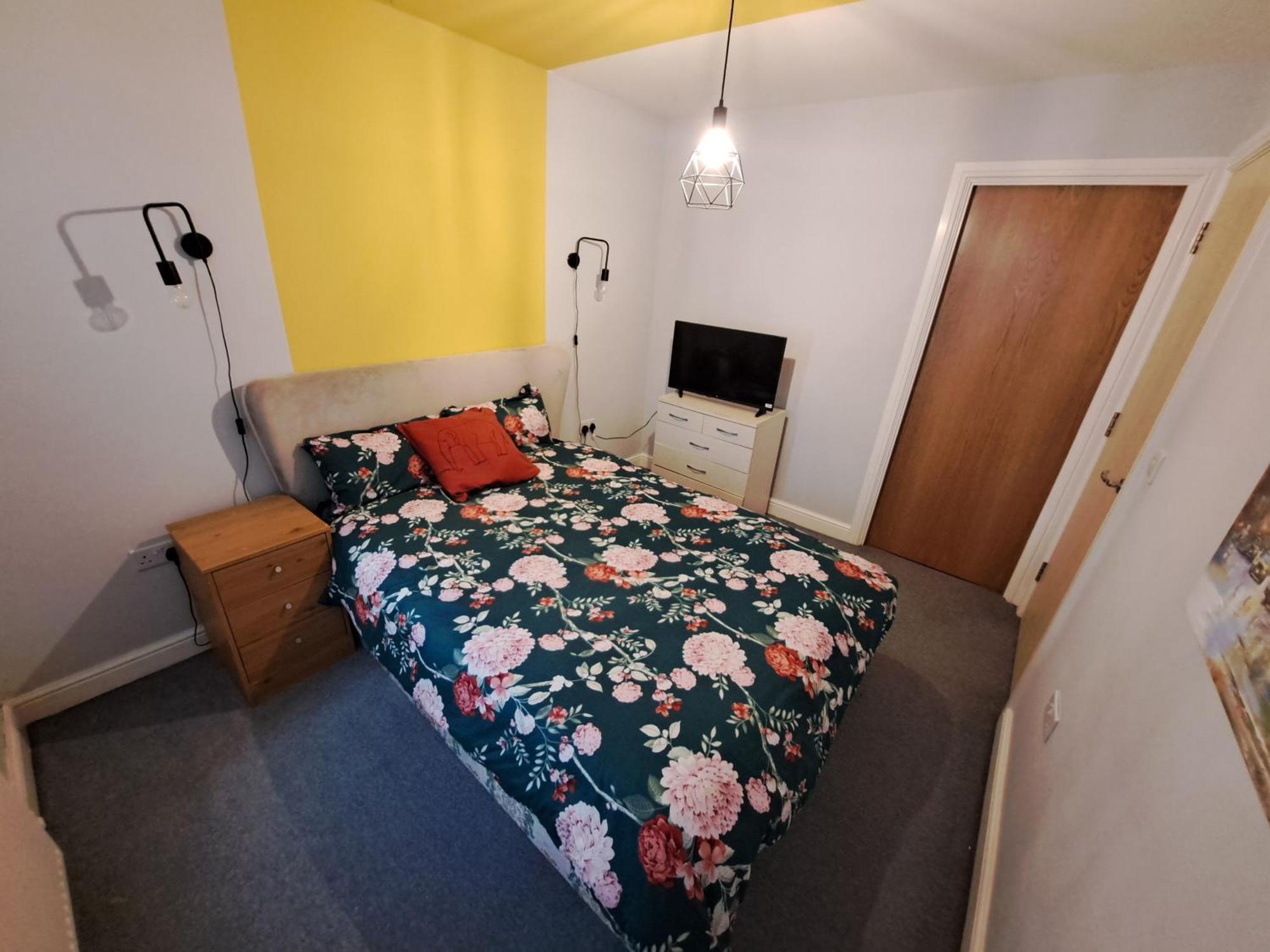 Private And Comfortable Room In Cosy Home Nottingham Ngoại thất bức ảnh